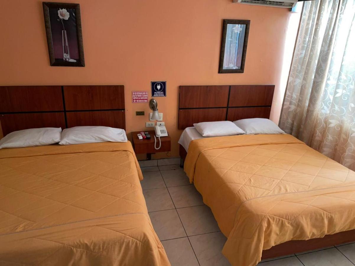 Tropical Inn Hotel Гуаякуил Екстериор снимка